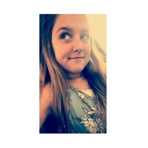 Meet your Posher, Natalie